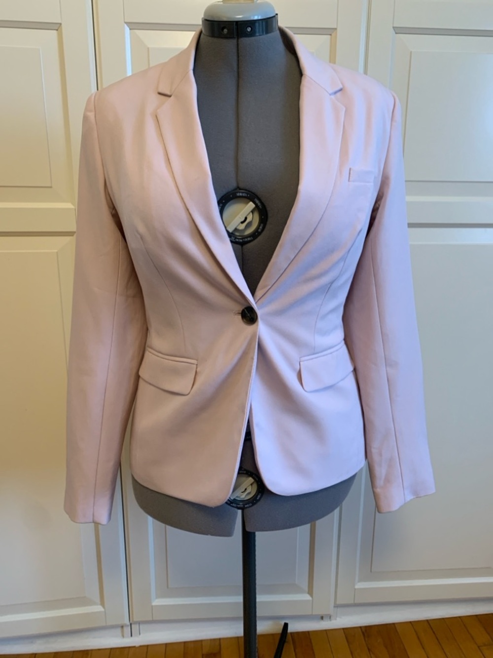 Suzy Shier Pale Pink Single-Button Tailored Blazer